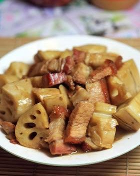 火腩焖莲藕