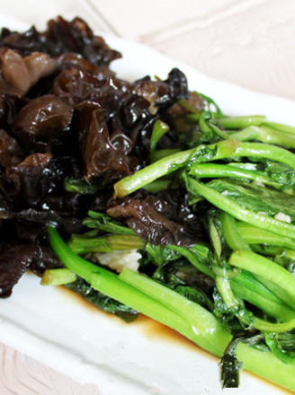 木耳炒菜心