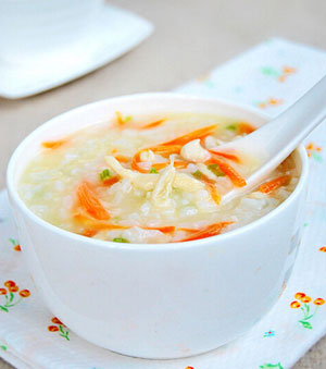 胡萝卜香芹鸡丝粥