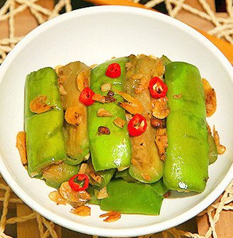 金银蒜炒青茄