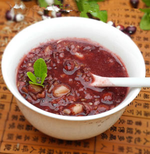 熊猫豆煲红米粥