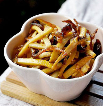 油煎杏鲍菇黄鸡枞