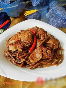 豇豆干香肠飞鸭煲