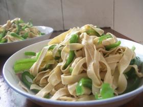 青椒豆皮
