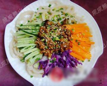 六月鲜炸酱面的做法