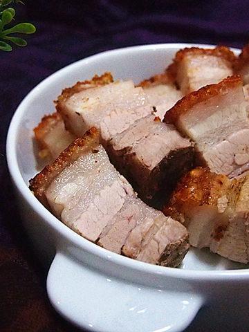 广式脆皮烧肉的做法