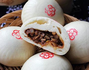 肉丁馒头