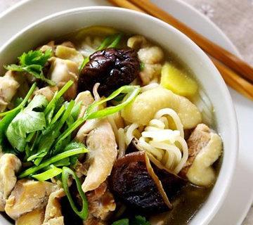 香菇炖鸡面